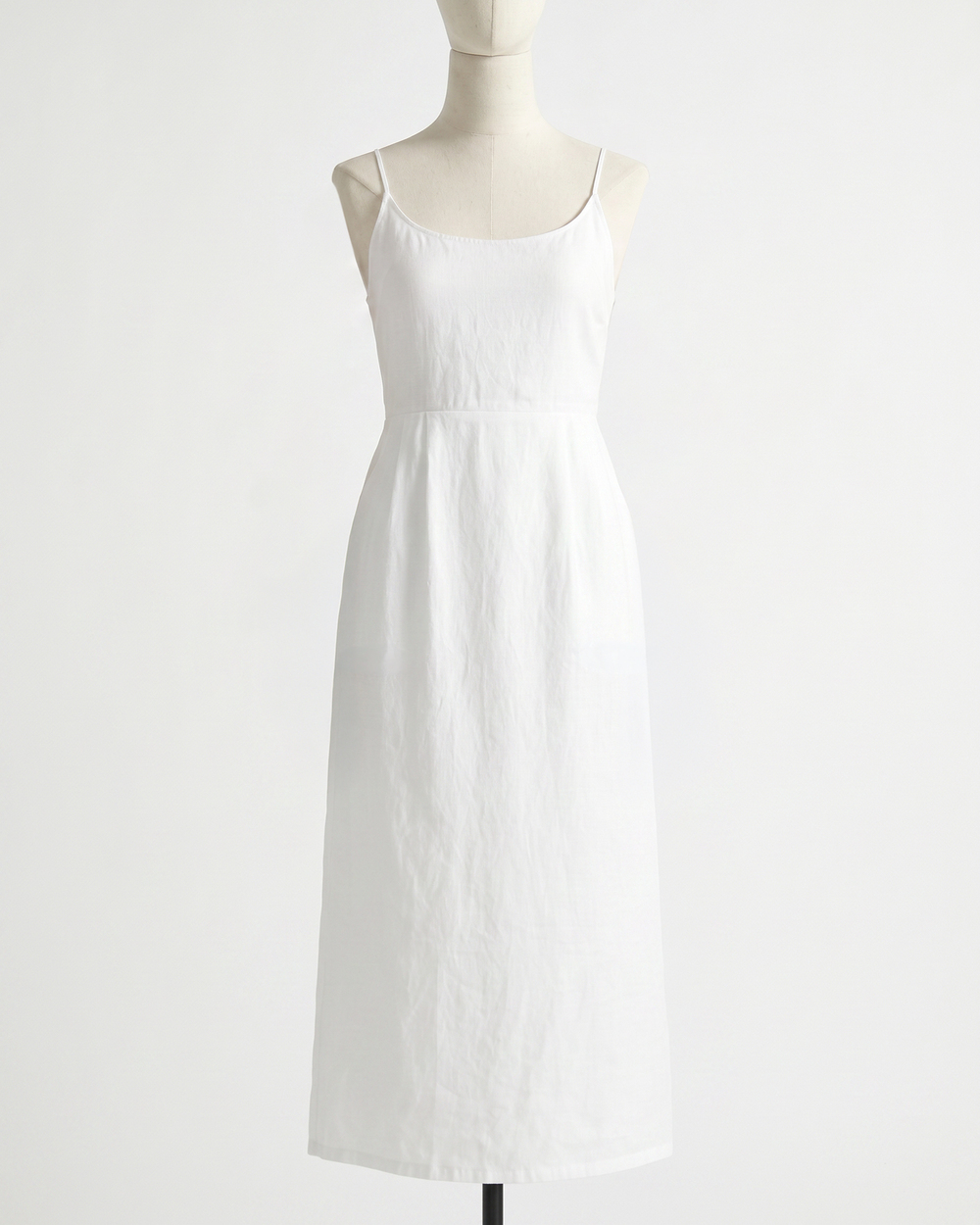 100% European Linen Scoop Neck Midi Dress